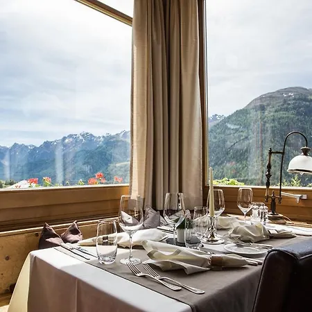 Meisser Superior Hotel 3*